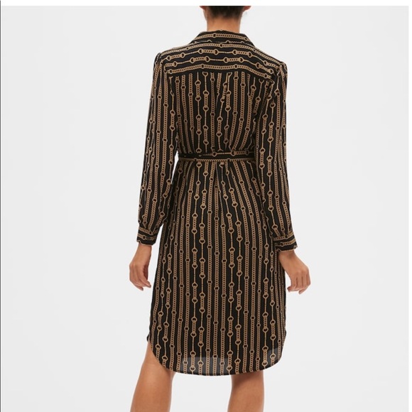 Too small - Picture 2 of 3